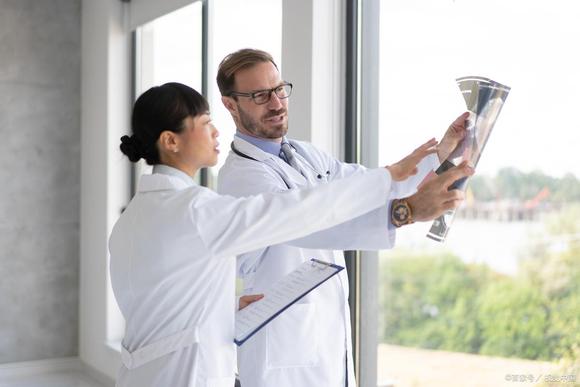 医疗AI诊断系统：开启医疗行业的 “智慧大脑” 时代-1.jpg