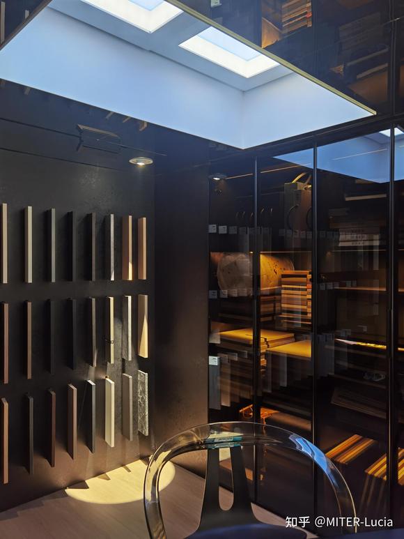 凭光出圈：苏州侎特天空灯的展厅 “造境” 术-1.jpg