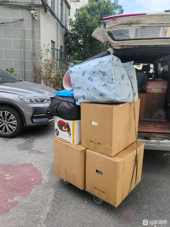 我是一位专业上海做搬家小哥韩师傅-3.jpg