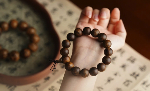 世界首款 AI 佛珠手串发布：一场传统与科技的深度对话-6.jpg